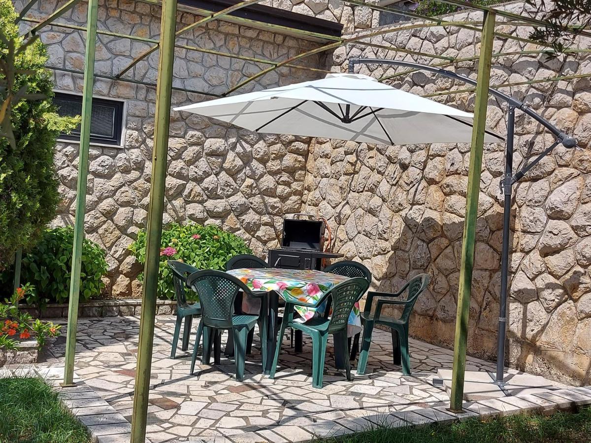 Apartment Mediterranean Garden リエカ エクステリア 写真