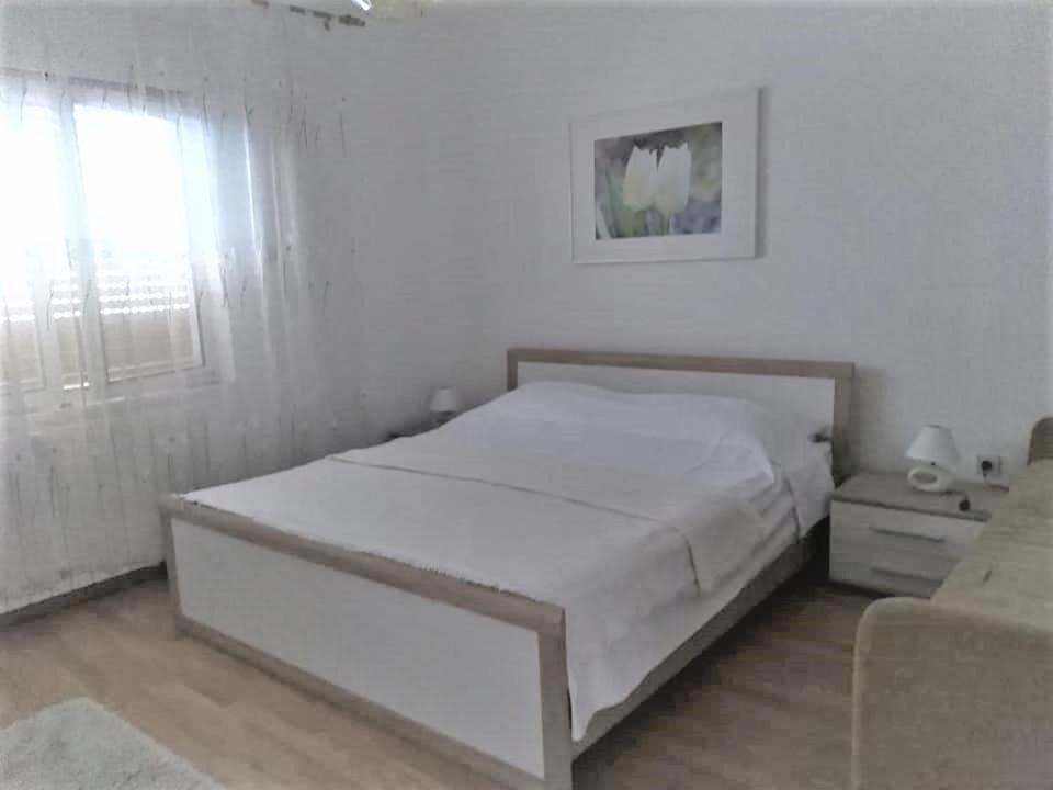 Apartment Mediterranean Garden リエカ エクステリア 写真